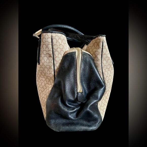 Coach Signature Madison Cafe Carryall - Picture 3 of 16